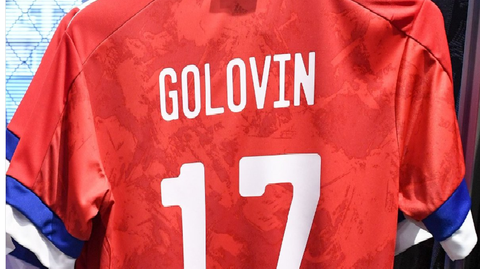 Nepovedený dres ruských fotbalistů.