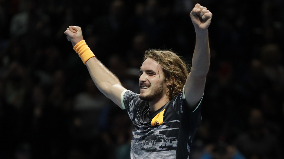 Radost řeckého tenisty Stefanose Tsitsipase.