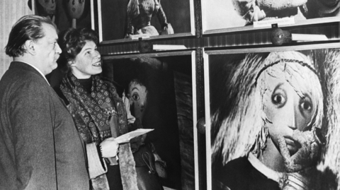 Malíř a ilustrátor Jiří Trnka a herečka Hella Ferstellová.