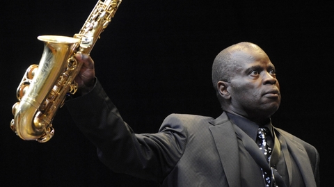 Americký hudebník Maceo Parker.