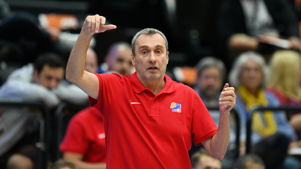 Trenér české basketbalové reprezentace Ronen Ginzburg.