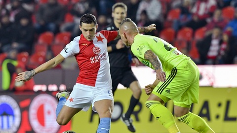 Slavia porazila Karvinou a dál suverénně vede ligu.