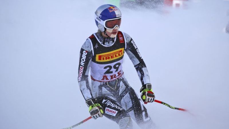 Ester Ledecká se chystá na start letošní sezony.