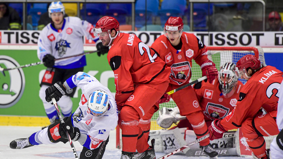 Hradec v prvním utkání s Zugem remizoval.