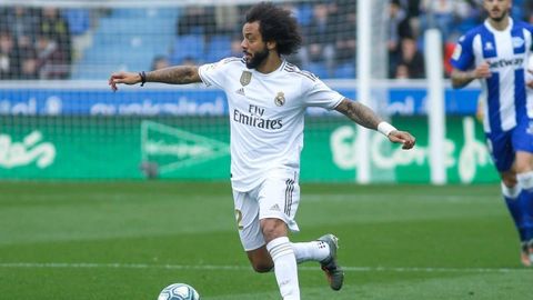 Marcelo v tradičním dresu Realu Madrid.