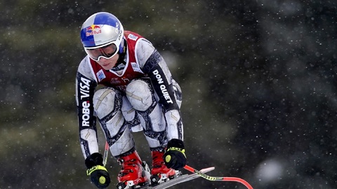 Ester Ledecké nevyšel superobří slalom Světového poháru v kanadském Lake Louise. 
