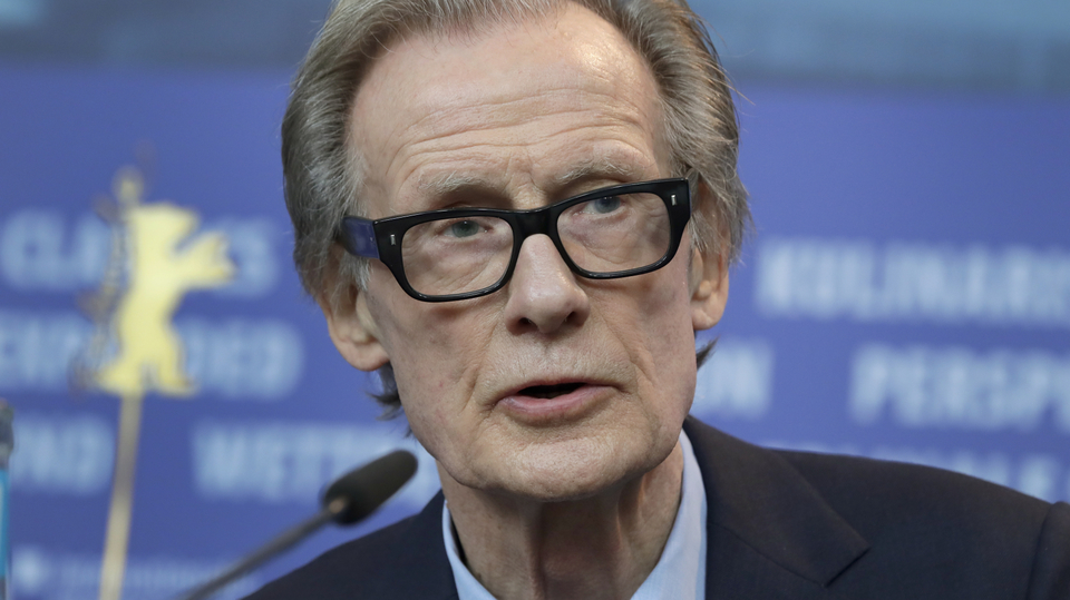 Herec Bill Nighy. 