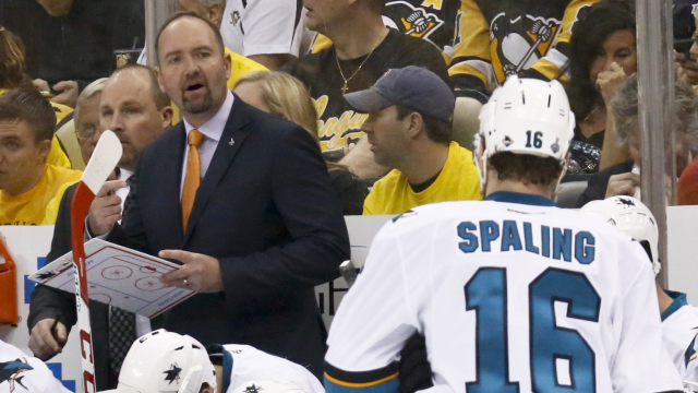 Dnes již bývalý trenér San José Peter DeBoer.