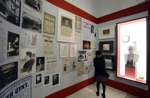 Výstava Račte vstoupit do divadla.