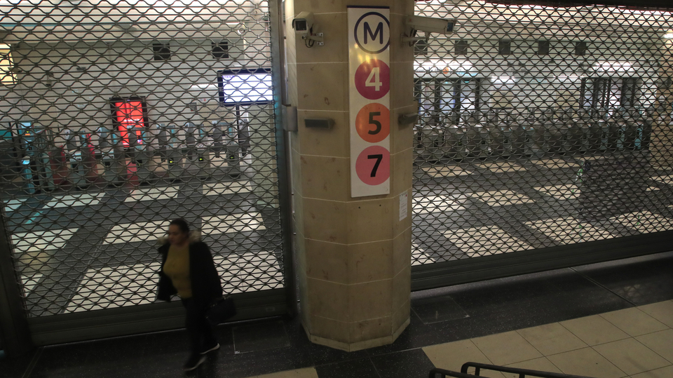 Pařížské metro.