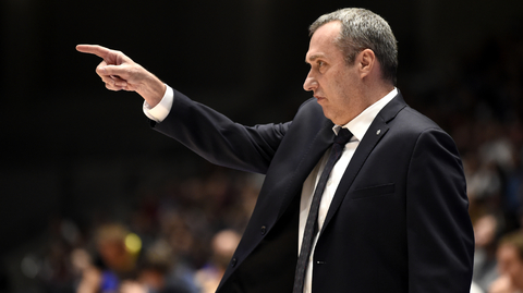 Trenér Ronen Ginzburg.