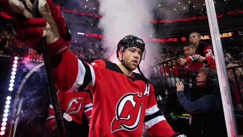 Úročník New Jersey Taylor Hall.