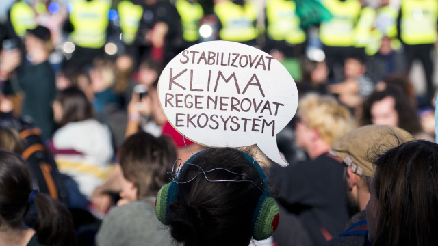 Ekologičtí aktivisté z hnutí Extinction Rebellion.