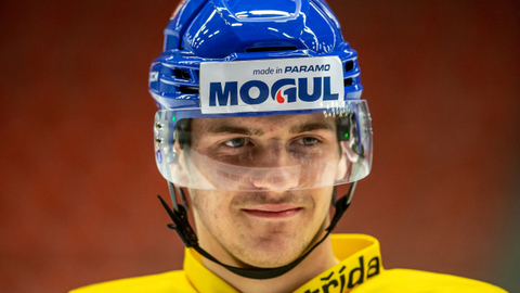 Útočník Jakub Lauko na tréninku české reprezentace.