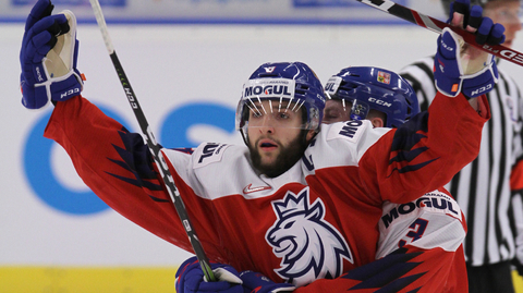 Libor Zábranský se raduje ze vstřeleného gólu.