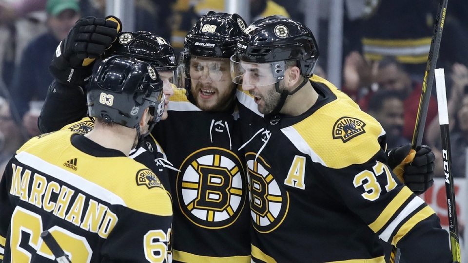 Nosek, Palát, Pastrňák. Češi v NHL zářili.