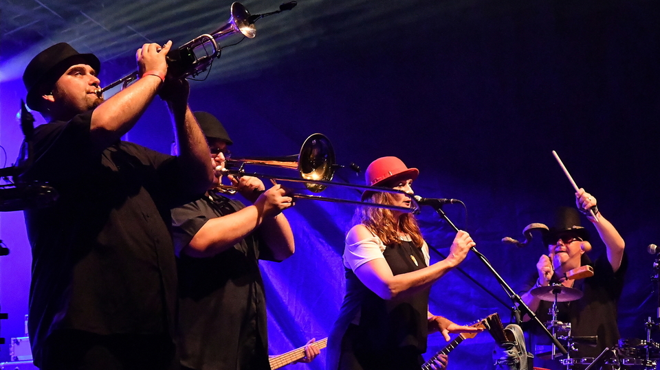 Kapela Sto zvířat.