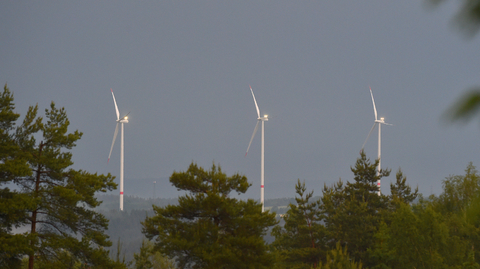 Větrné elektrárny u Jindřichovic. 