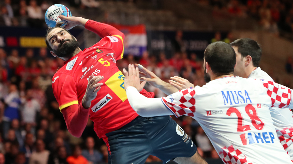 Záběr z finálového utkání v házené.