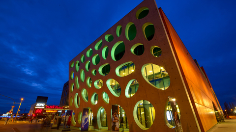 Budova divadla J. K. Tyla v Plzni. 