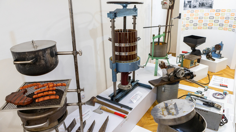 Výstava Werkfušky v Třinci ukazuje unikáty vyrobené načerno.