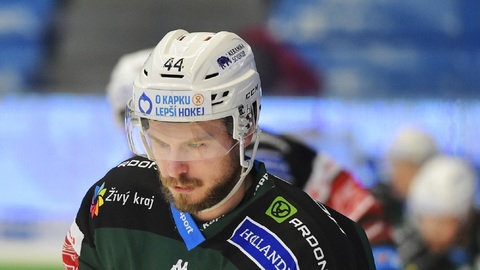 Vary mohou snížit manko, Zlín vyzve lídra.