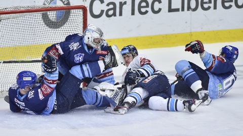 Kladno opět neuspělo, Vítkovice otočili derby.
