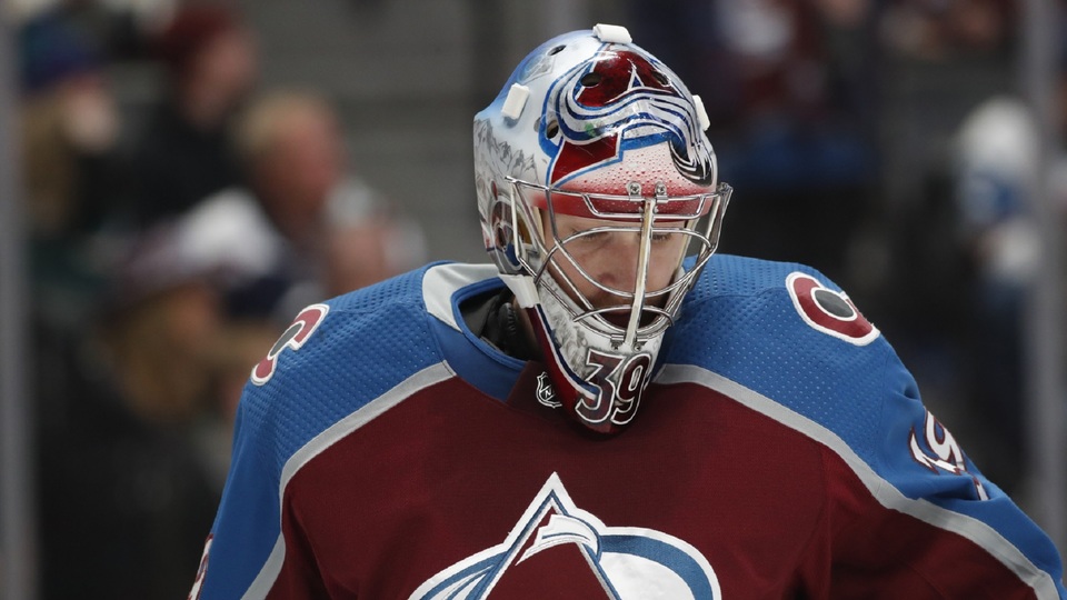 Francouz slaví první nulu, Mrázek čtyřikrát inkasoval.