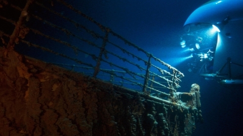 Bude rádiový vysílač z Titaniku zachráněn? Soud zatím neudělil povolení.