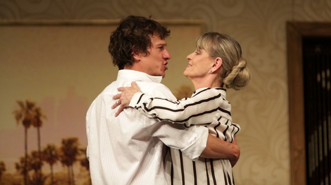 Snímek ze hry Šest tanečních hodin v šesti týdnech.