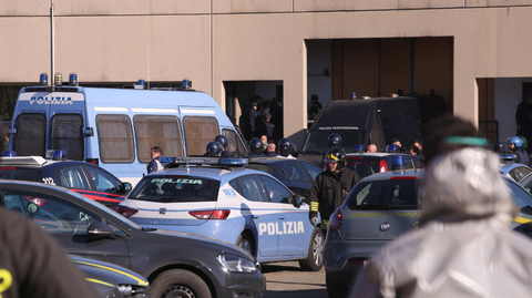 Vzpoura v italském vězení má už tři oběti.