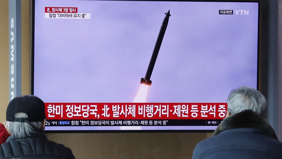 KLDR testovala tři střely krátkého doletu.