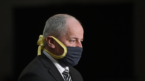 Šéf krizového štábu a náměstek ministra zdravotnictví Roman Prymula .