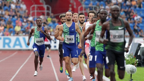 Atletický mítink Zlatá tretra se bude konat na podzim.