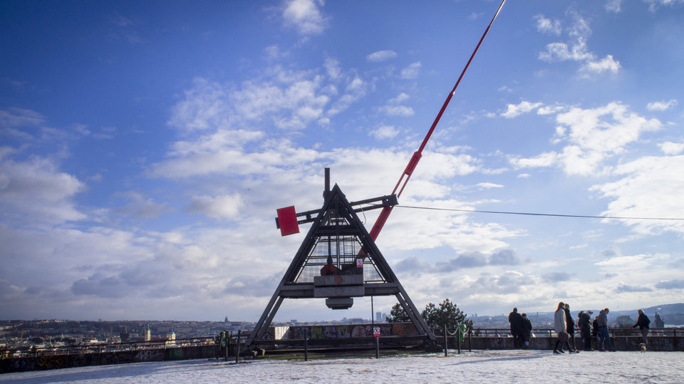 Na Letnou se vrátil Metronom od sochaře Nováka.