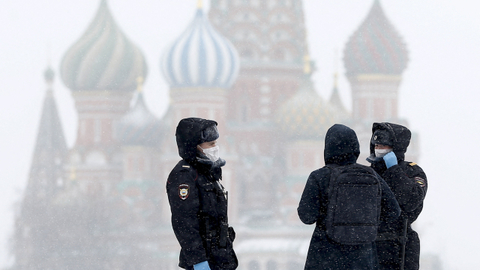 Rusko chce využít sledovací systémy, opozice varuje před "kybergulagem".