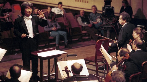 Japonský dirigent Seidži.