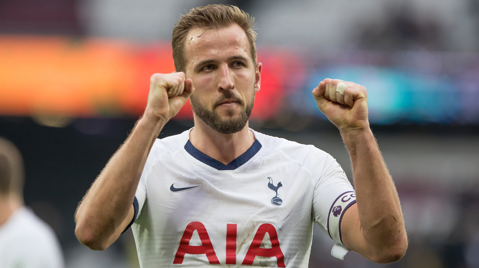 Vymění Harry Kane dres Tottenhamu za jiný?