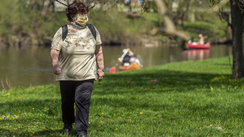 Plošné testování by mělo začít ve středu