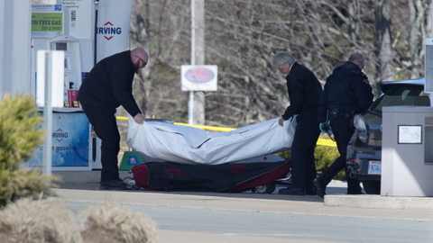 Mrtvý po střelbě v Kanadě.