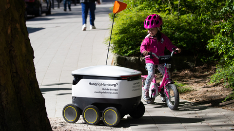 Rozvážkový robot.