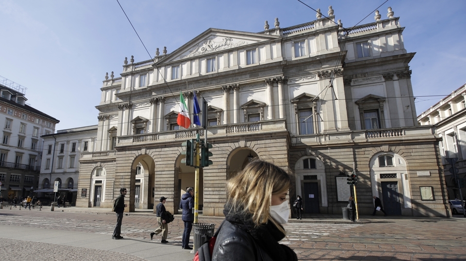 Milánská La Scala v době koronaviru.