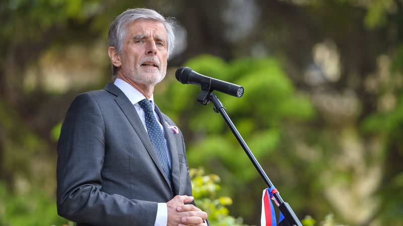 Velvyslanec Slovenska Peter Weiss.