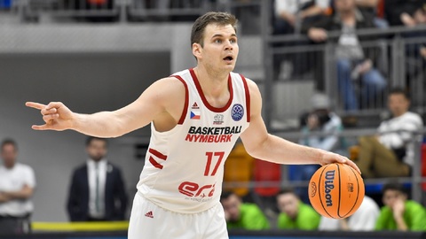 Šampionát basketbalistů nemá vítěze.