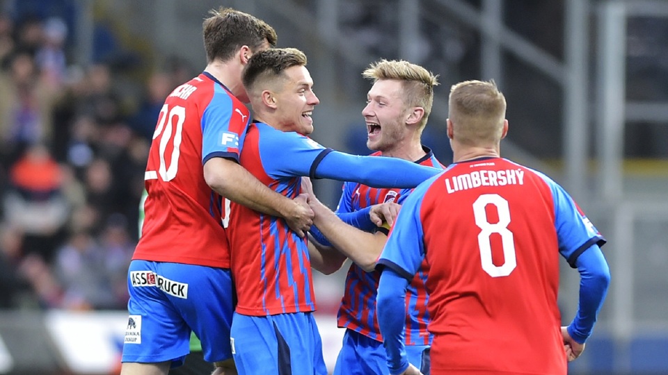 Fotbalisté Plzně v přípravě porazili Duklu i Příbram s Horváthem.