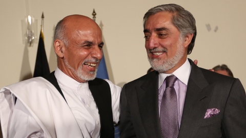 Afghánský prezident Ašraf Ghaní (vlevo) a Abdulláh Abdulláh.