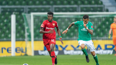 Zápas Brém proti Leverkusenu.