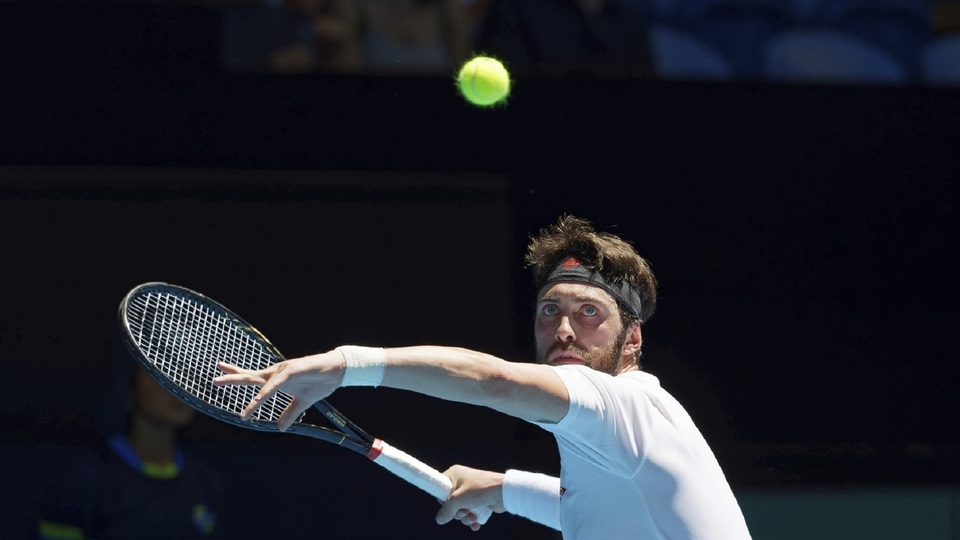 Basilašvili se brání žalobě z domácího násilí.