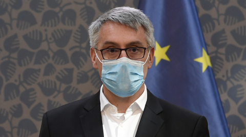 Český ministr obrany Lubomír Metnar (za ANO).