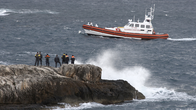 Loď u ostrova Lampedusa (ilustrační foto).